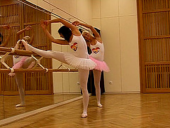 Hot ballet dancers do some stretches and eat some pussy