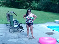 Indian Huge Boob 50yo Aunty FWB and Me At The Pool