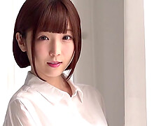 Homemade video of pretty Japanese Sakura Kizuna getting a facial