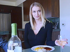 Hot date with Natalia Starr turns into an amazing shagging game